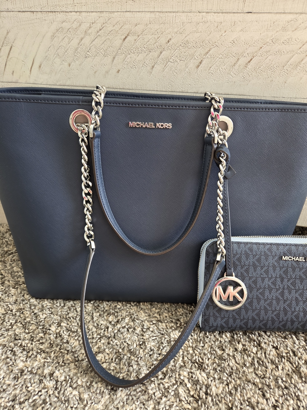 Michael Kors Navy Saffiano Tote with Michael Kors Logo Zip Wallet. #SW - Picture 2 of 16